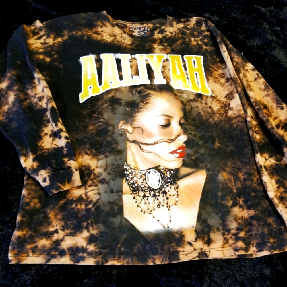 Aaliyah long sleeve Shirt